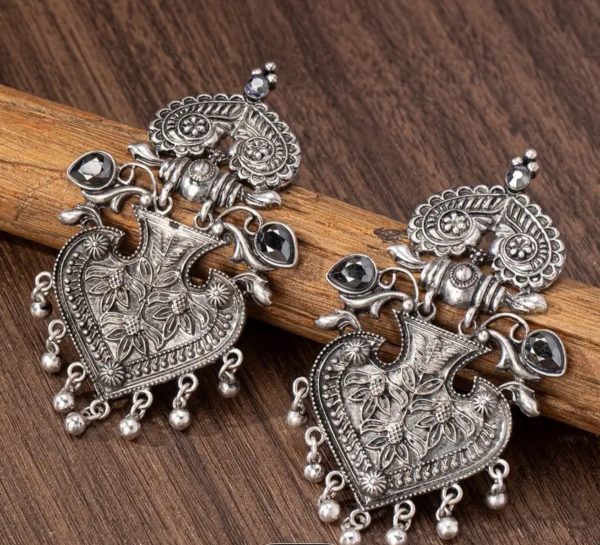 Mastani Earrings