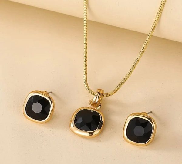 Square black locket set