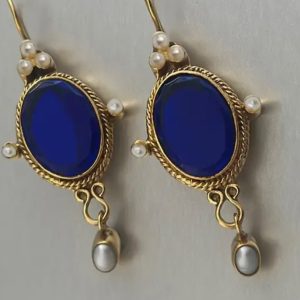 Vintage Sapphire